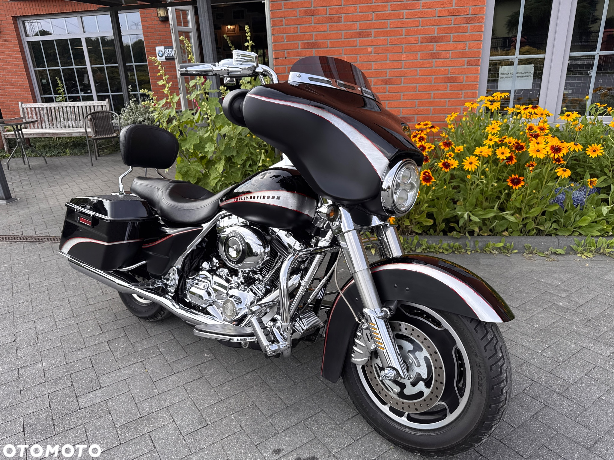 Harley-Davidson Touring Street Glide - 2