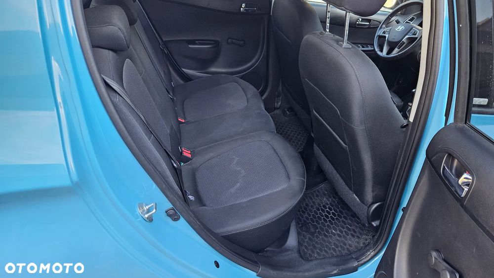 Hyundai i20 1.25 Wersja Jubileuszowa - 12