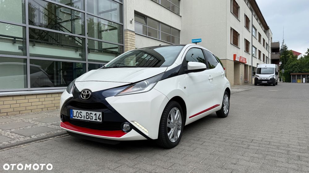Toyota Aygo x-clusive Style Selection - 4