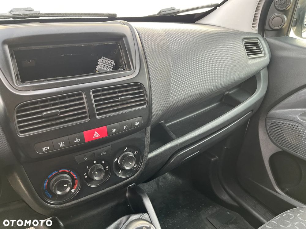Fiat Doblo - 22