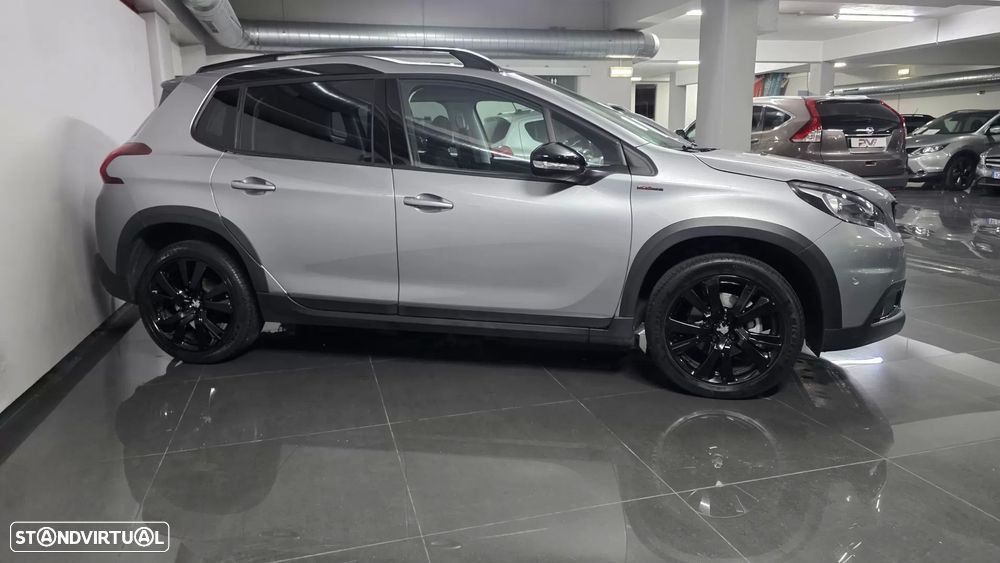 Peugeot 2008 PureTech 130 Stop&Start GT-Line Edition — fotografia 3
