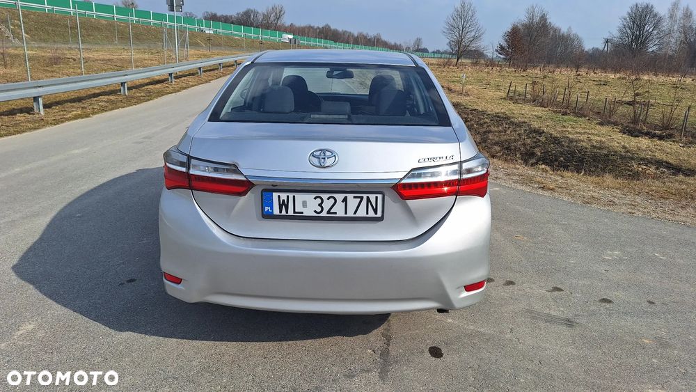 Toyota Corolla 1.6 Comfort - 14