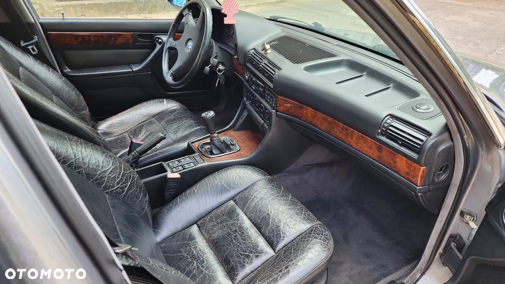 BMW Seria 7 730i - 10