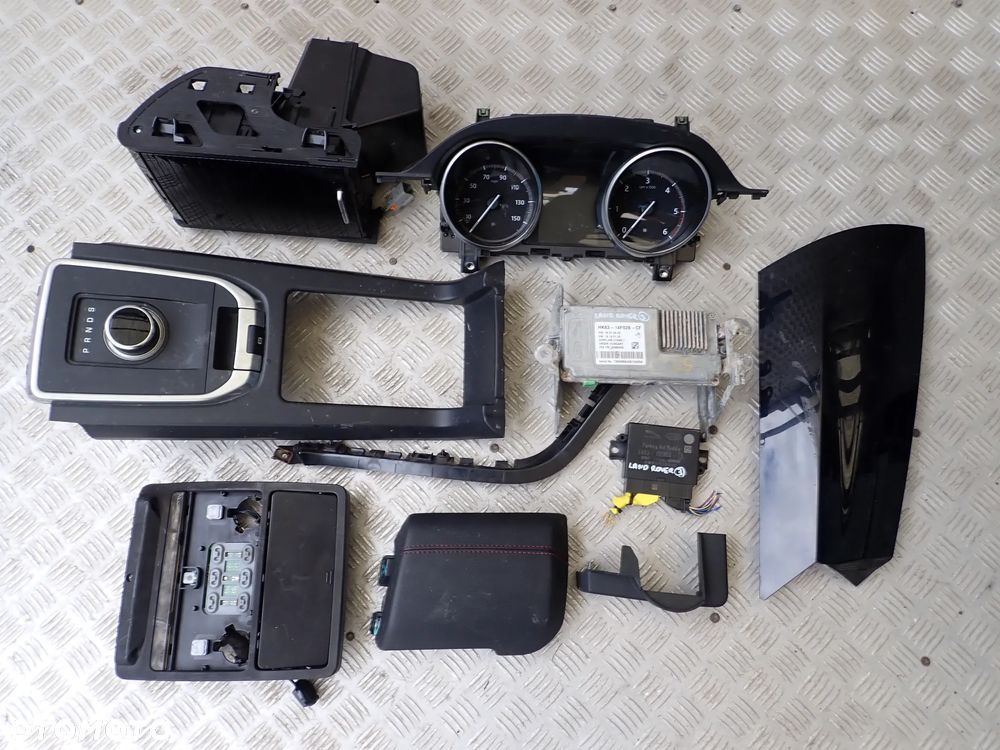 LAND ROVER CZĘŚCI (2-3)- FK72-674A35-AC, 058734001, GJ32-19C089-DA, DPLA-19C097-BA, 6W83-13480-AB, 6G9T-14K131-BB, HK72-19H406, WR09-C01-AA, PAS BEZPIECZEŃSTWA LEWY / PRAWY PRZÓD I LEWY / PRAWY TYŁ, GX63-19C299-AC, EJ32-17080-AD, UCHWYT PODSUFITKI, FK72044A74AB, FK72-14K159-BE, FK72-14K160-BE, FK72-04304-BB8, 2456366, GX63-15C859-DL,HJ32-519A58, FK72-17A881-A, FK72-2B623-AS/ HJ32-14C559-AB/ FK72-045A66-E, HK83-14F026-CF, FK7229148AC, HK7210849BD, FK72-045H62-B, PIANKA BAGAŻNIKA - 21