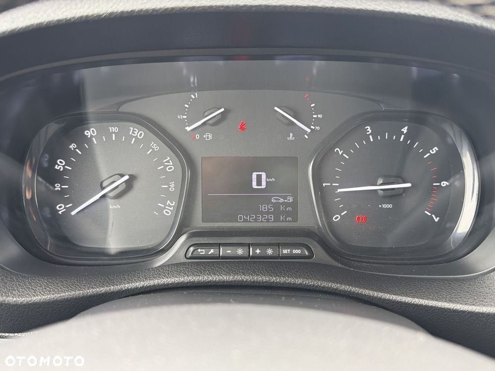 Toyota PROACE - 15