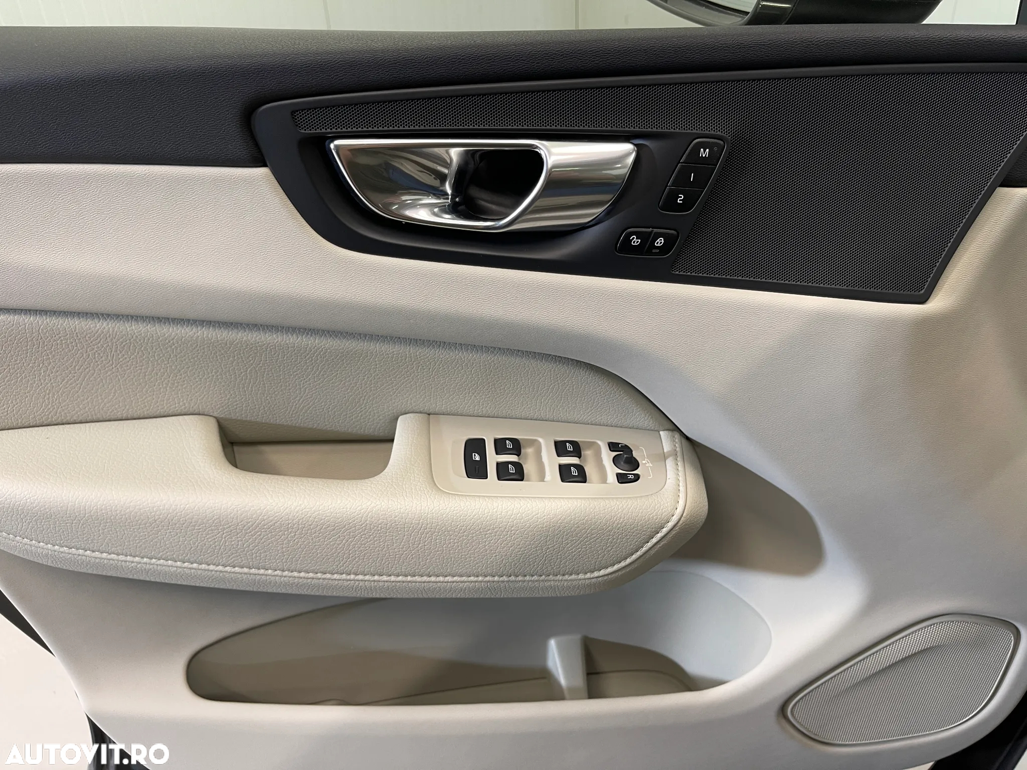 Volvo XC 60 Recharge T6 Twin Engine eAWD Inscription Expression - 24