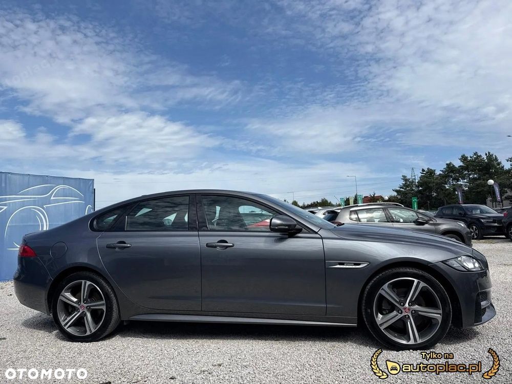 Jaguar XF - 5