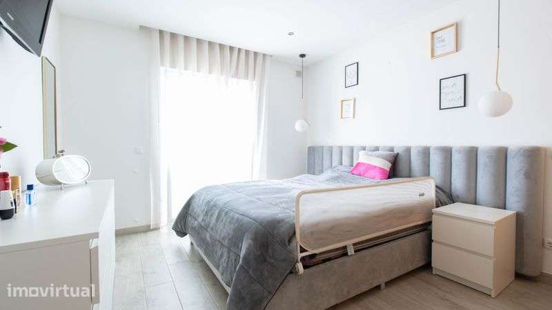 Moradia T2 Renovada - Grande imagem: 4/11
