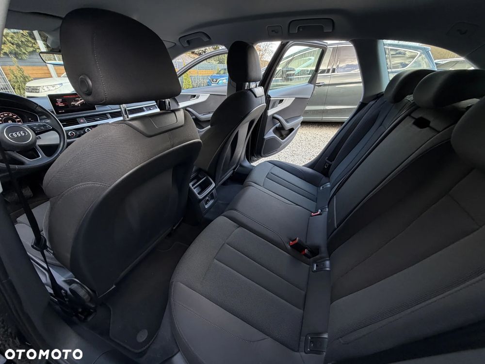 Audi A4 Avant 2.0 TFSI ultra Sport S tronic - 21