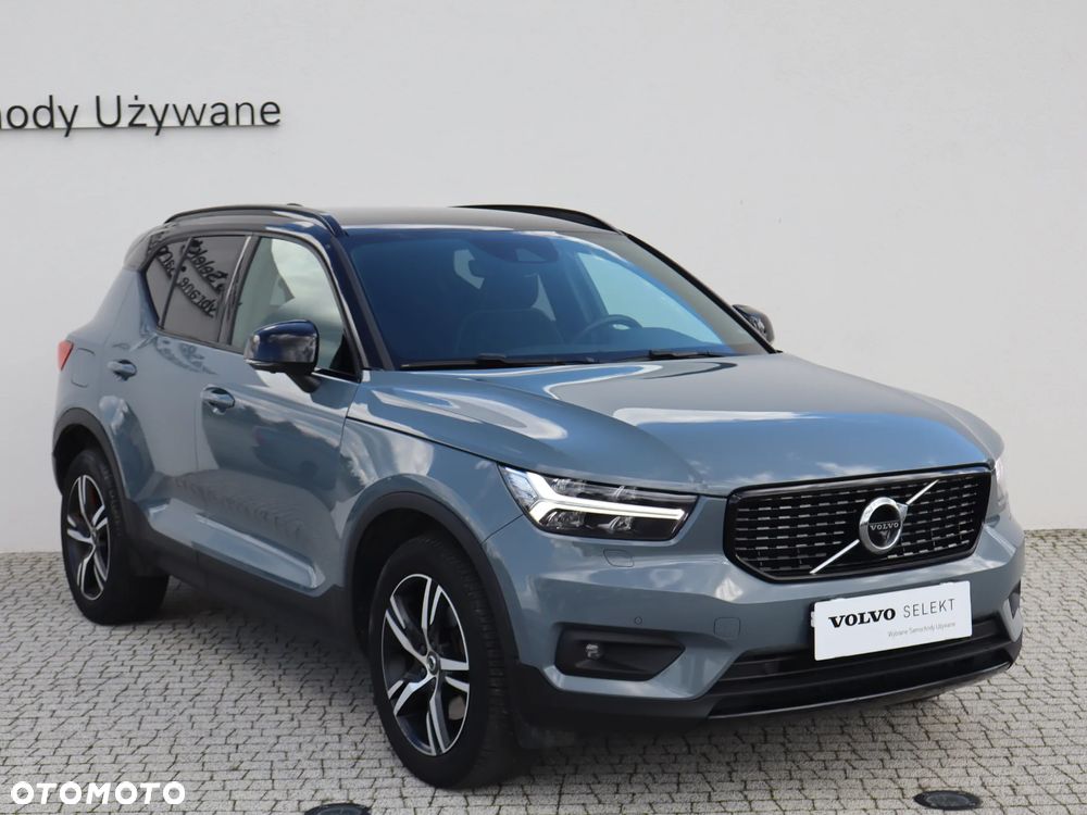 Volvo XC 40 D4 AWD R-Design - 9