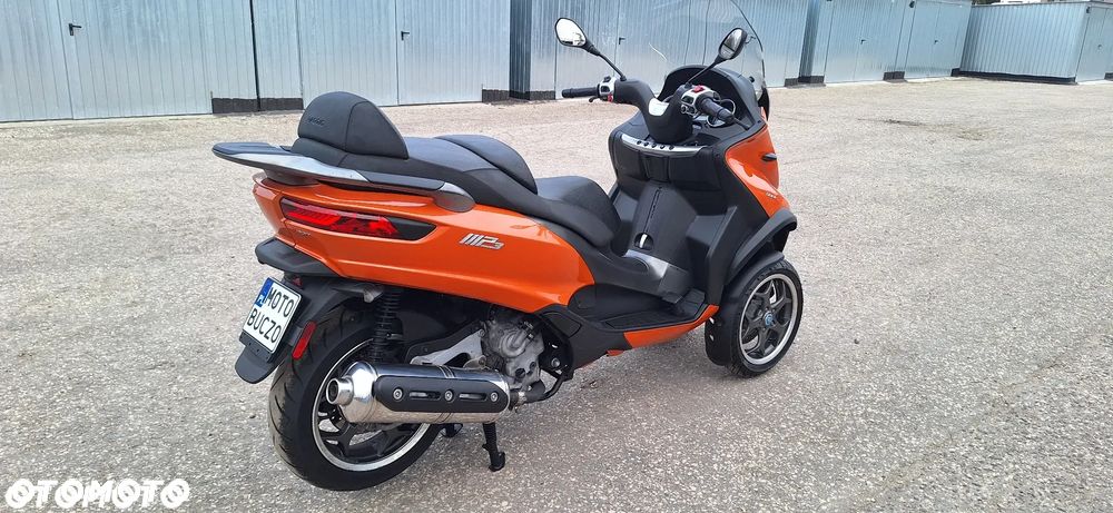 Piaggio MP-3 - 10
