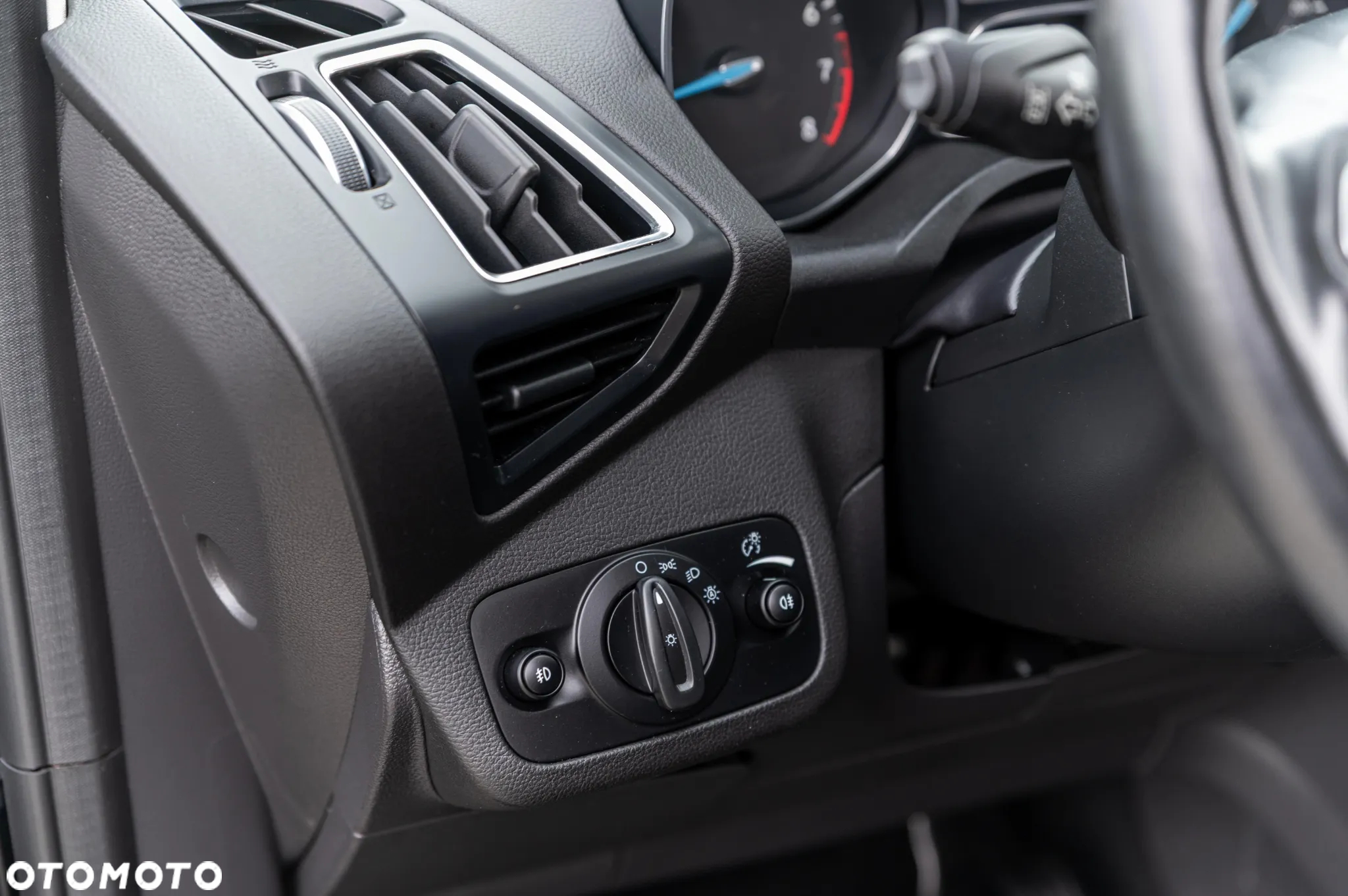 Ford Grand C-MAX 1.5 EcoBoost Start-Stopp-System Titanium - 31