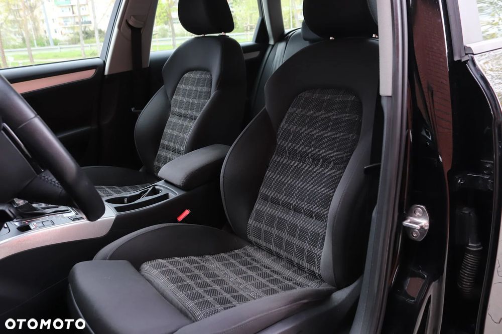 Audi A4 Avant 2.0 TDI DPF multitronic Ambiente - 13