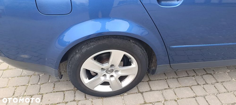 Audi A4 Limousine - 10