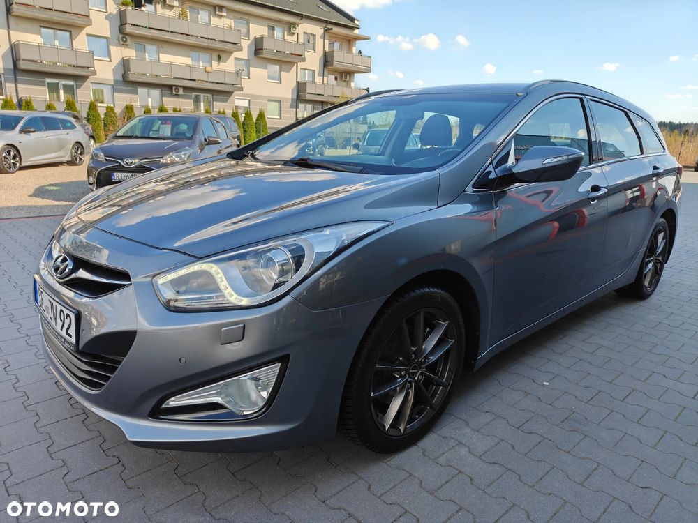 Hyundai i40 i40cw 1.7 CRDi Fifa World Cup Edition - 10