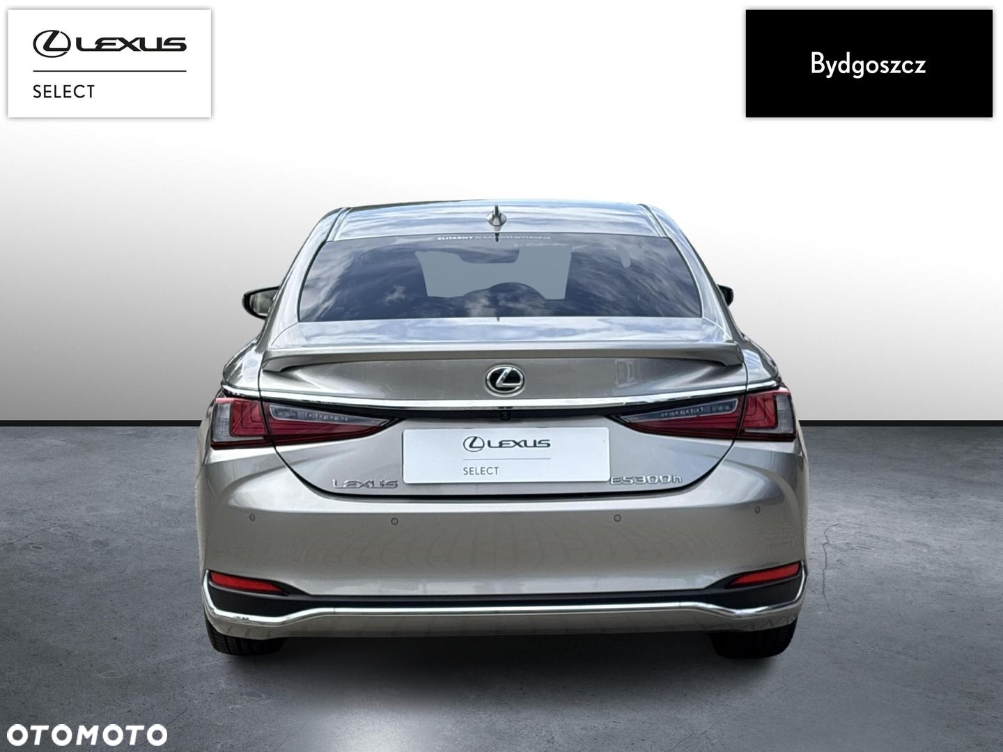 Lexus ES - 5