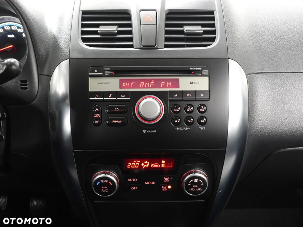 Suzuki SX4 - 31