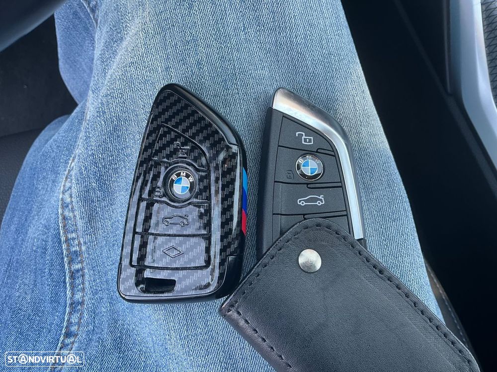 BMW 320 d Pack M Auto - 11