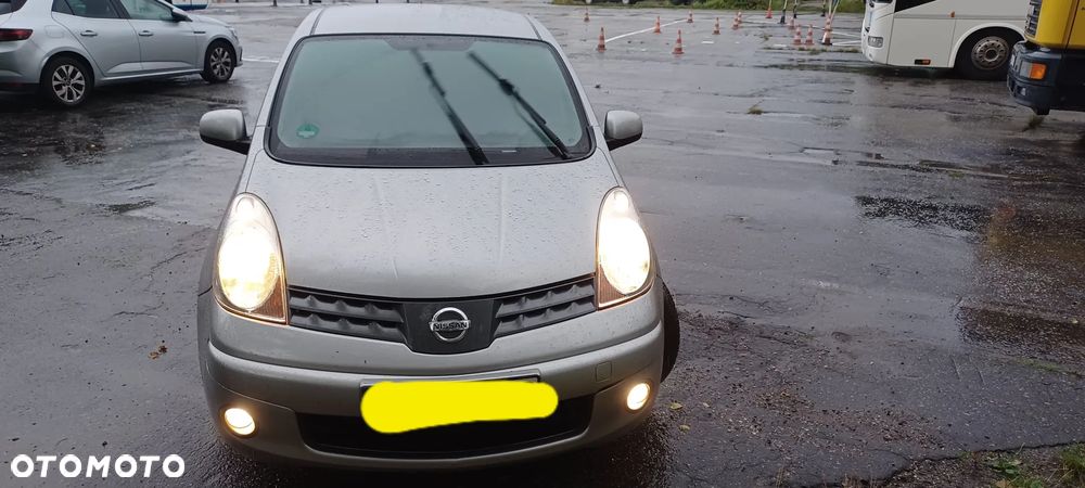 Nissan Note - 1