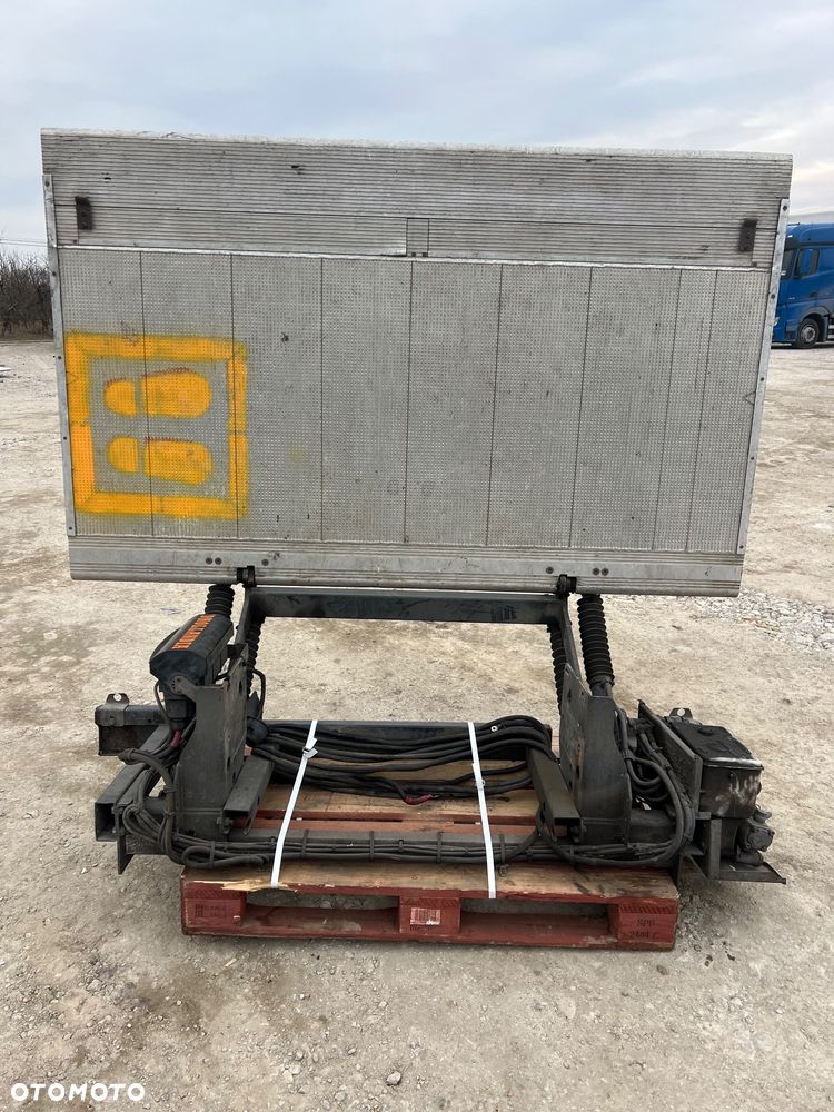 Winda 750 Kg. DHOLLANDIA - 2