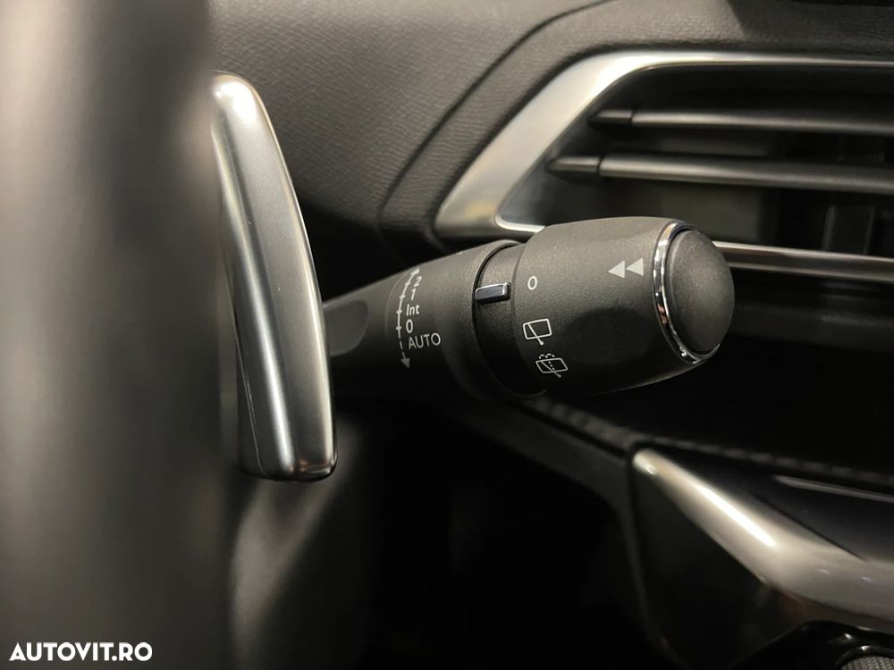 Peugeot 5008 1.5L BlueHDI EAT8 S&S Allure Pack - 29