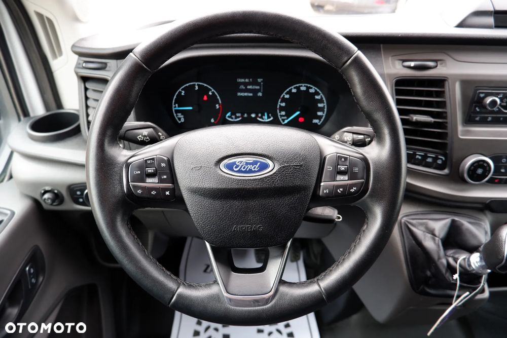 Ford Transit - 19