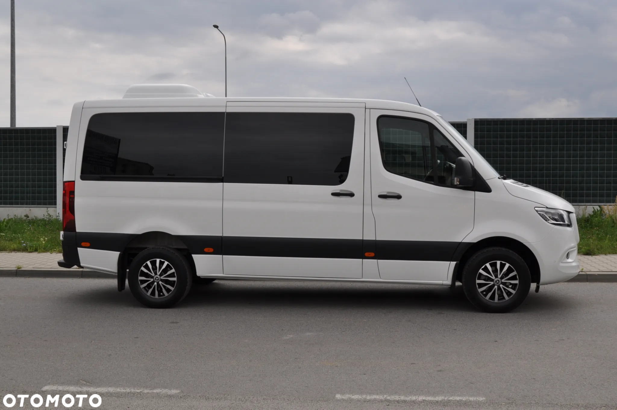 Mercedes-Benz Sprinter 319 CDI Standard SELECT 9G-Tronic 907.233 - 11