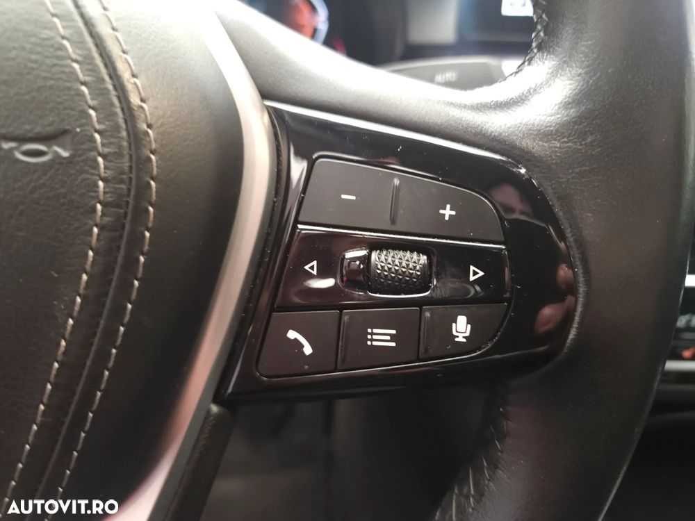 BMW Seria 5 520d xDrive AT MHEV - 22