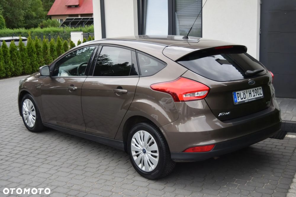 Ford Focus 1.0 EcoBoost Trend - 12