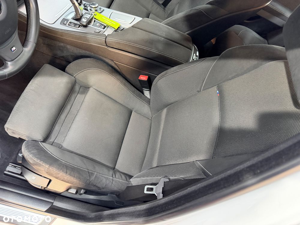 BMW Seria 5 520d - 12