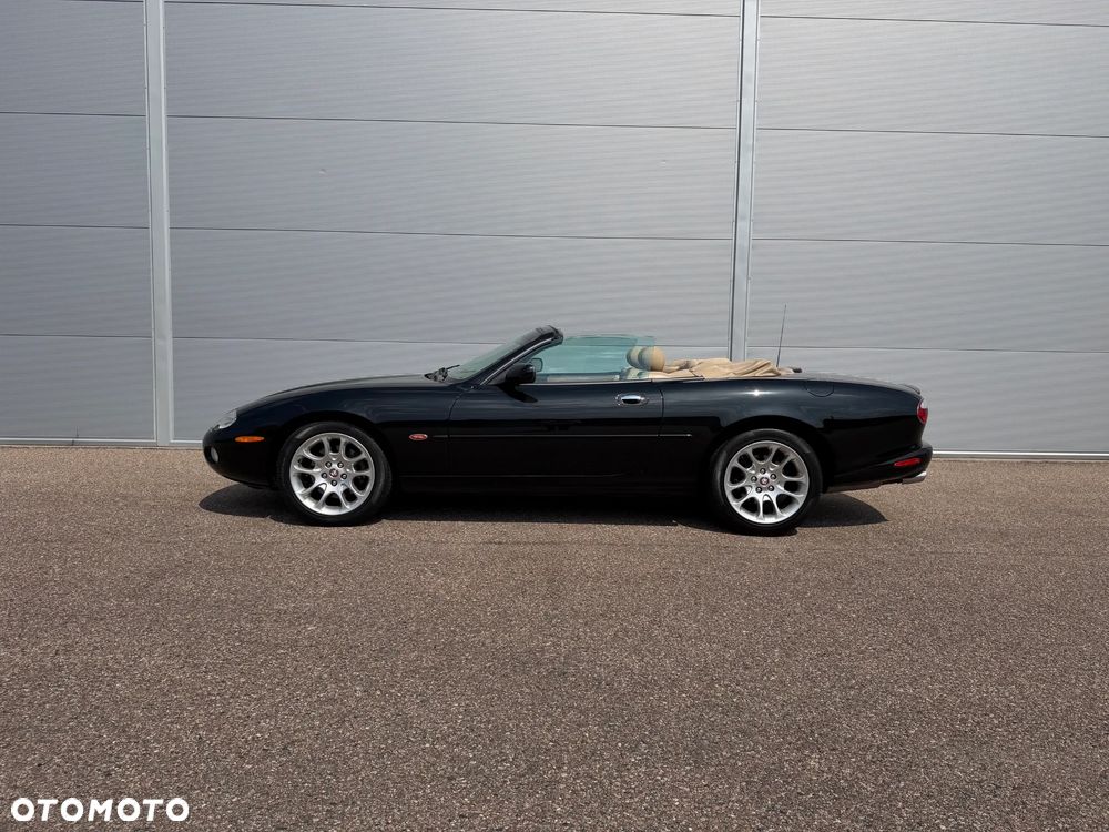 Jaguar XK8 4.0 - 17
