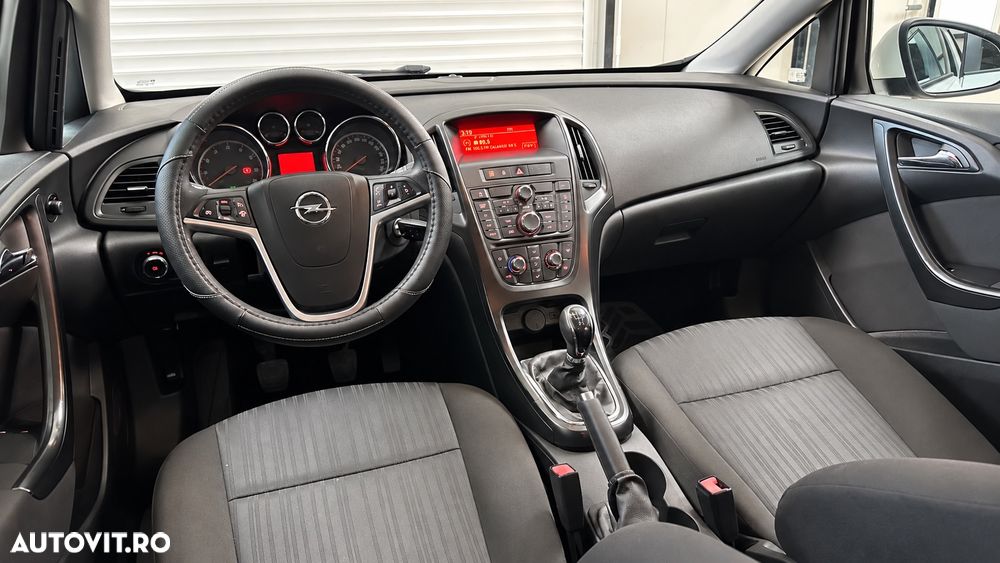 Opel Astra - 9