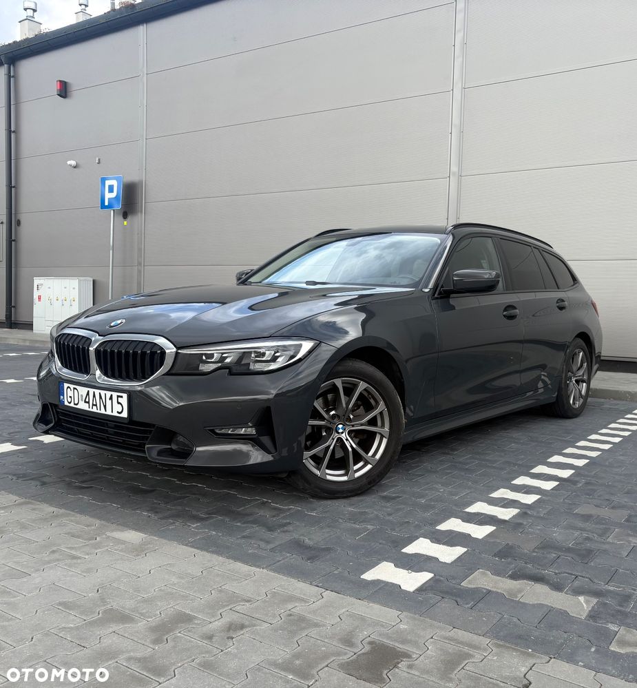 BMW Seria 3 320d Sport Line - 1