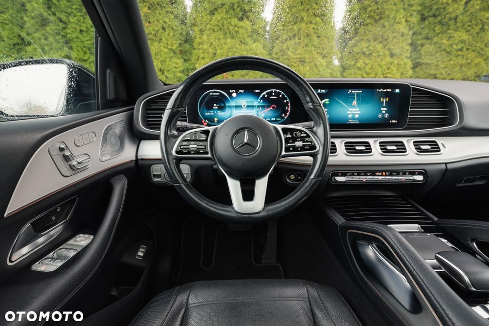 Mercedes-Benz GLE - 11