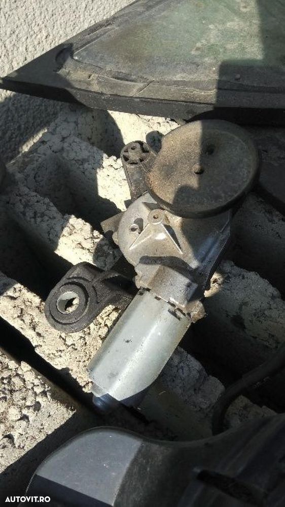 Motoras Stergator Haion BMW Seria 3 F30 2.0 D 2013  cod 0390201231