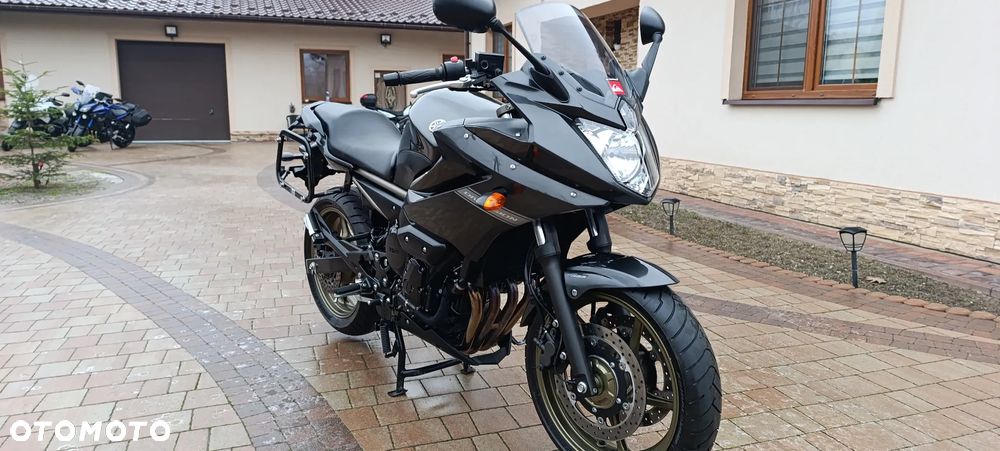 Yamaha XJ - 5