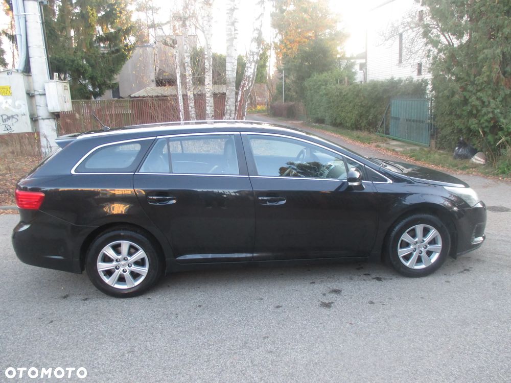 Toyota Avensis 1.6 Edition - 6