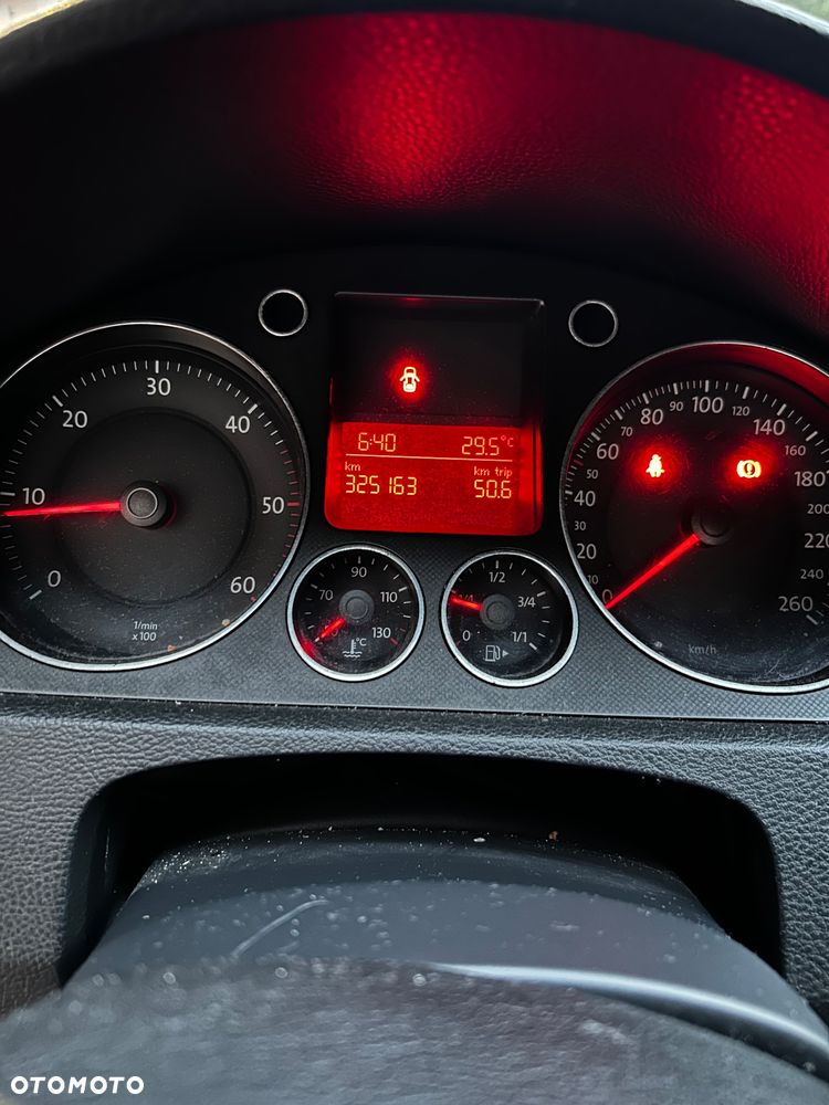 Volkswagen Passat 1.9 TDI Trendline - 11