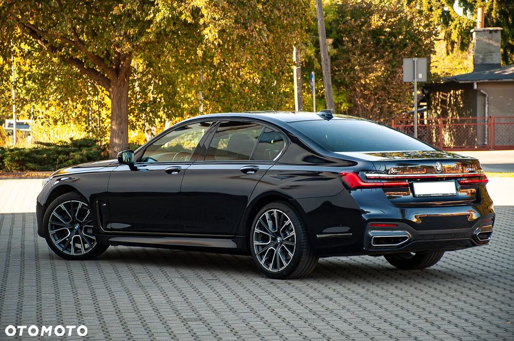 BMW Seria 7 730d xDrive sport - 9