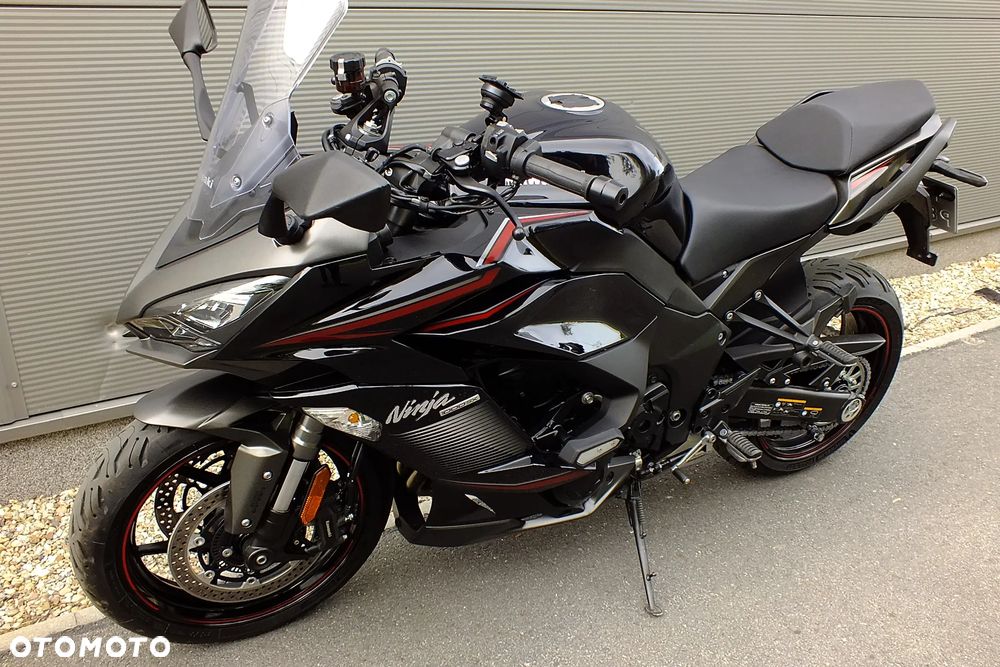 Kawasaki Ninja 1000 SX - 4
