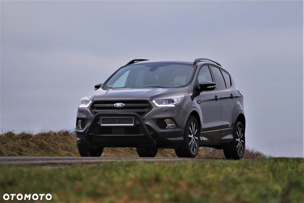 Ford Kuga - 2