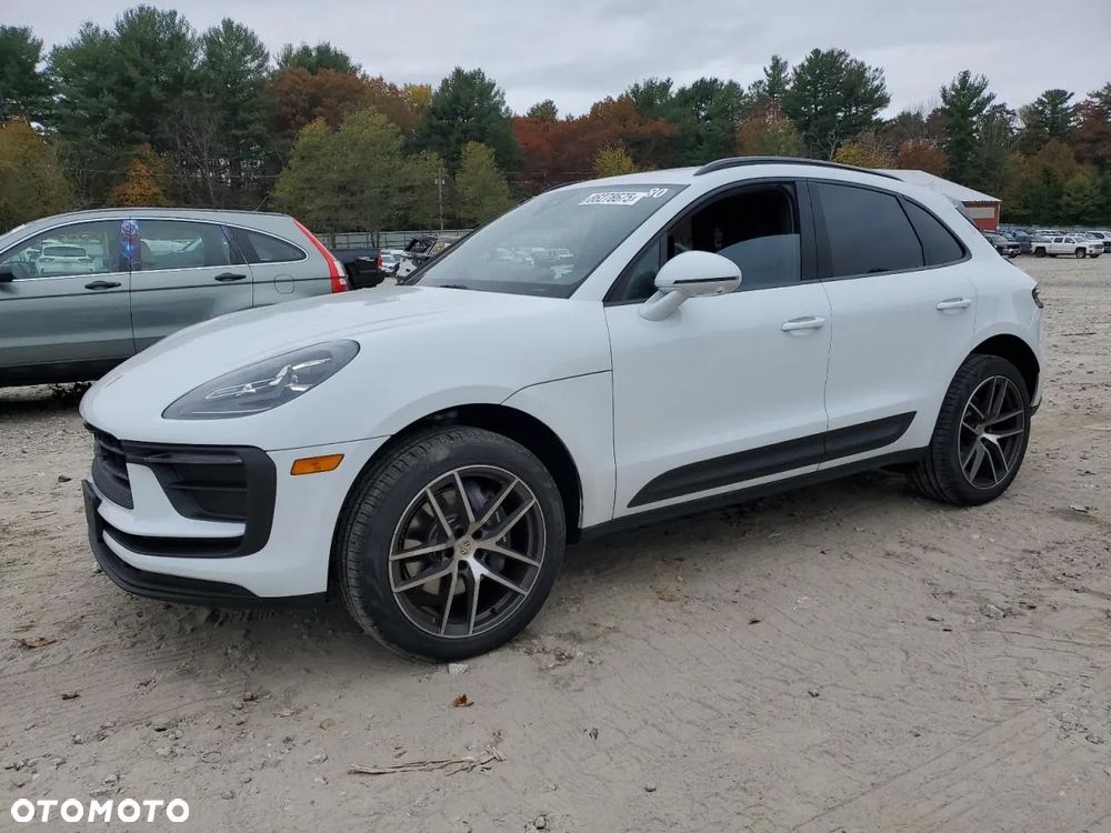 Porsche Macan - 2
