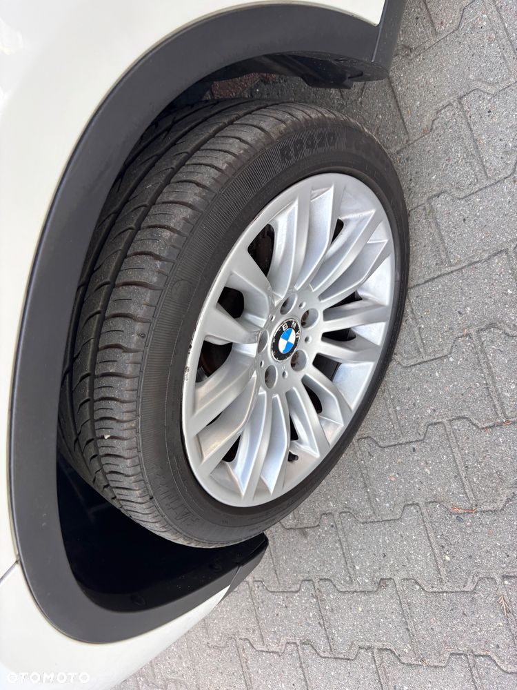 BMW X1 xDrive28i Sport Line - 12