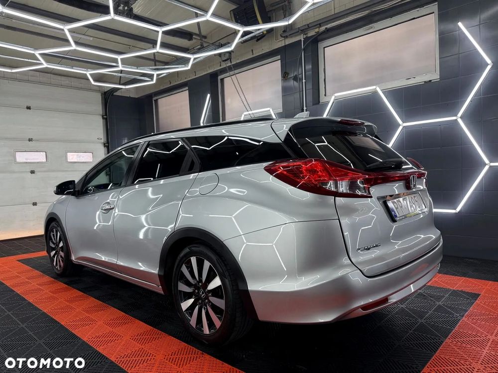 Honda Civic 1.8 i-VTEC Sport - 8