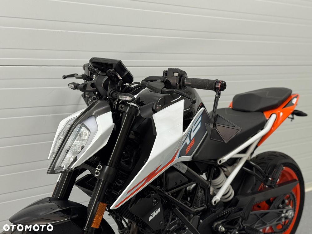 KTM Duke - 19
