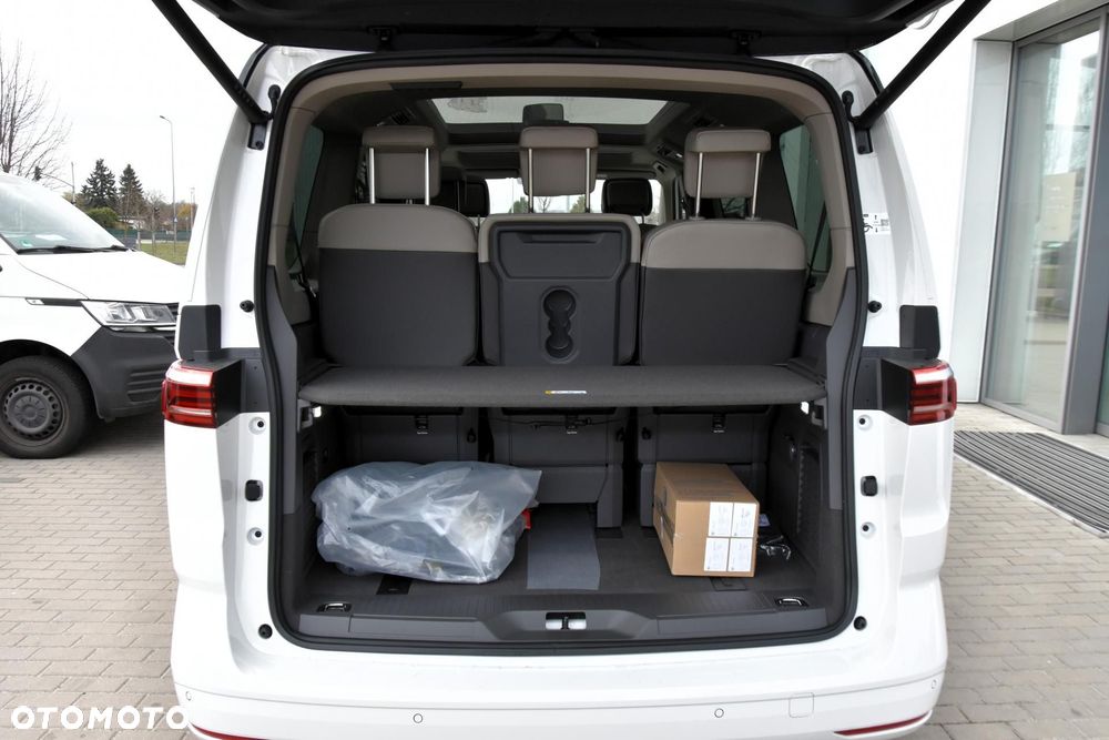 Volkswagen Multivan - 15