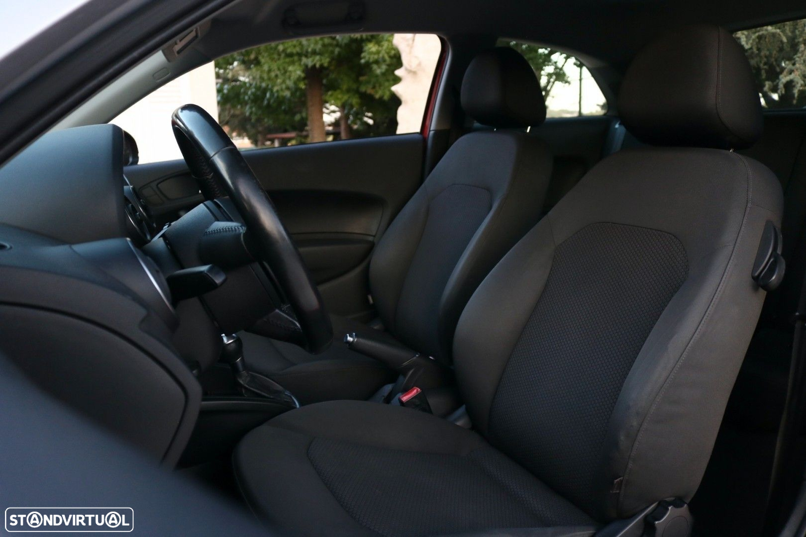 Audi A1 1.6 TDI Advance S-Tronic - 7