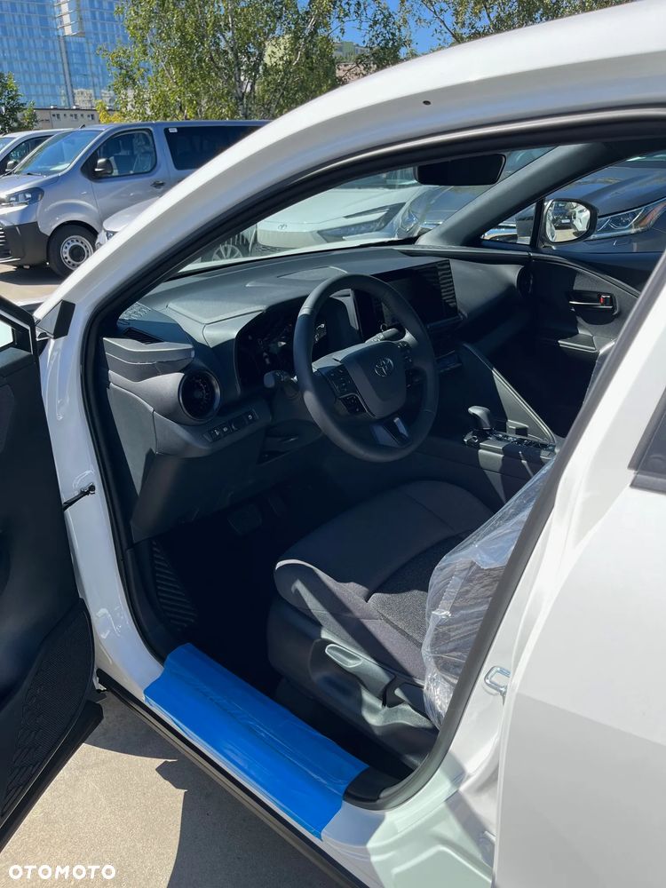 Toyota C-HR - 8