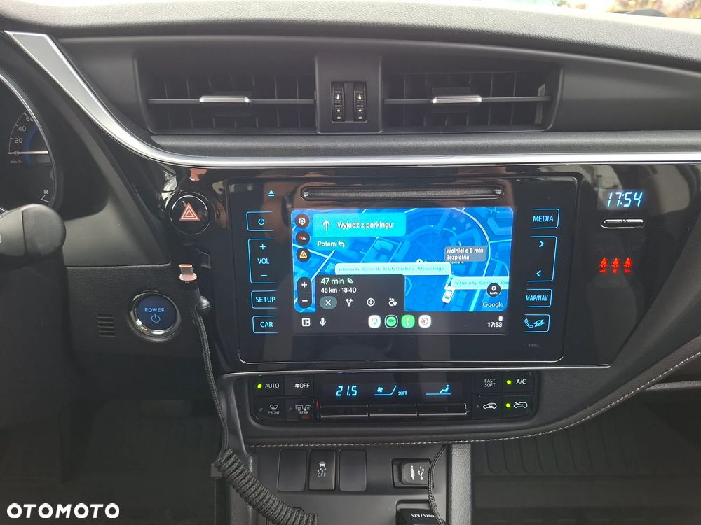 Toyota Auris Hybrid 135 Comfort - 13
