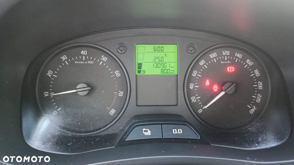 Skoda Fabia - 13